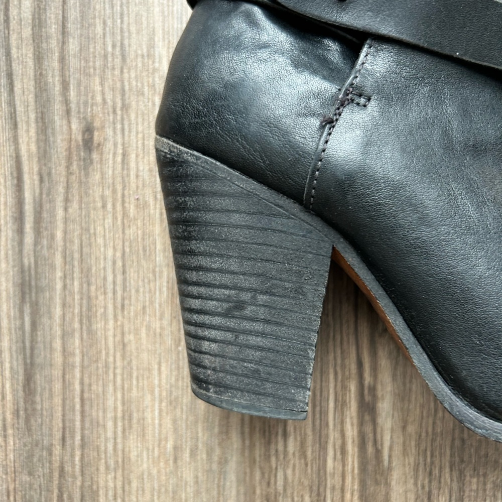 Rag & Bone Harrow Black Leather Heeled Booties | 6.5 - Picture 7 of 16